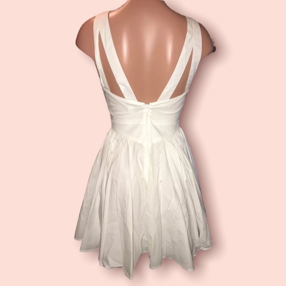 Victoria's Secret Moda Intl White Crisscross Dress size 4 - Picture 4 of 8